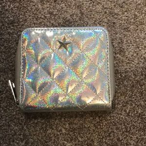Claire’s Holographic Wallet